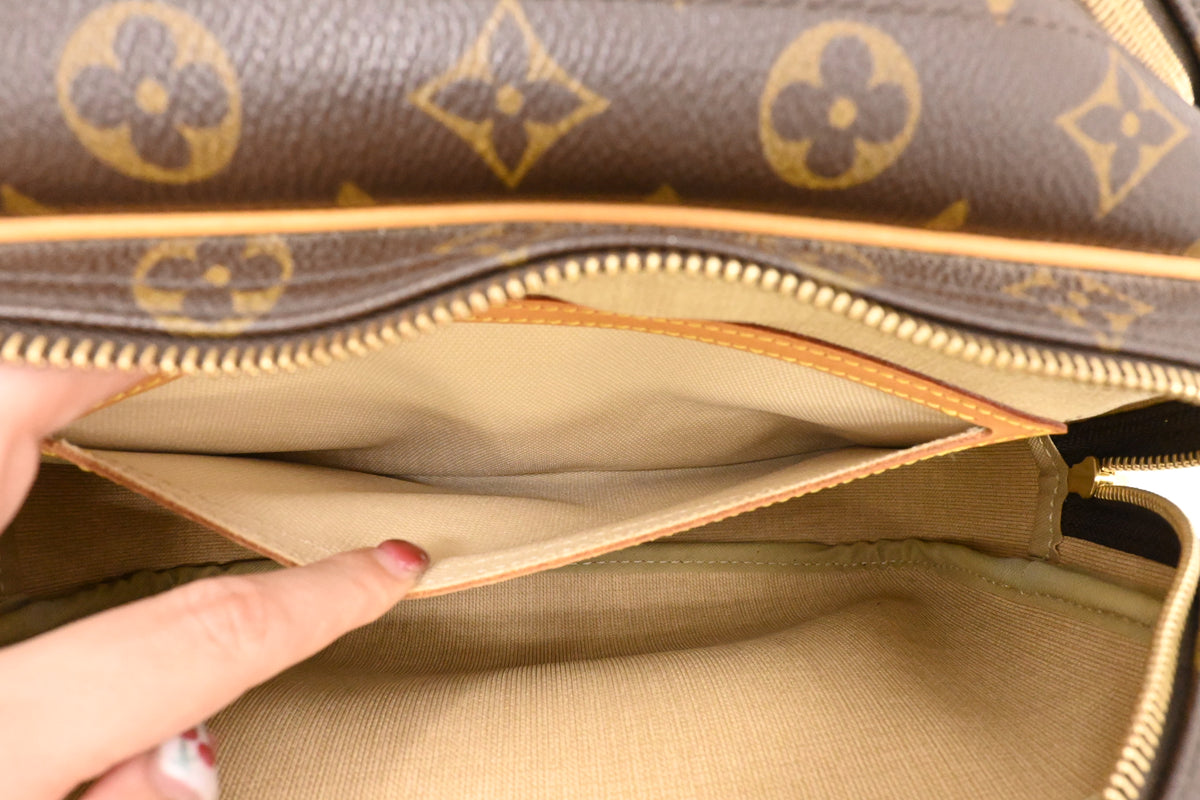 Louis Vuitton Reporter PM in Monogram Canvas