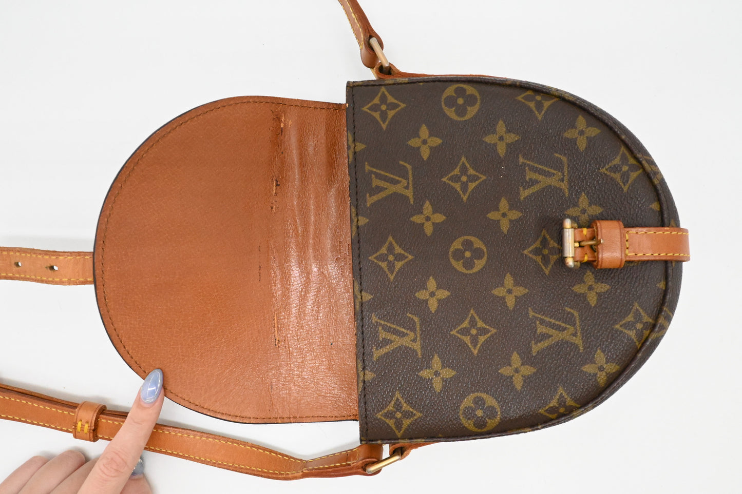 Louis Vuitton Chantilly PM in Monogram Canvas