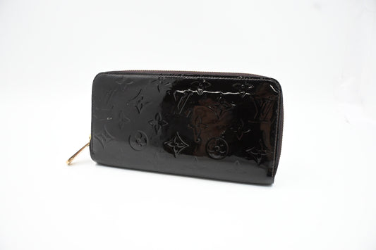 Louis Vuitton Long Zippy Wallet in Terre d'Ombre Vernis Leather