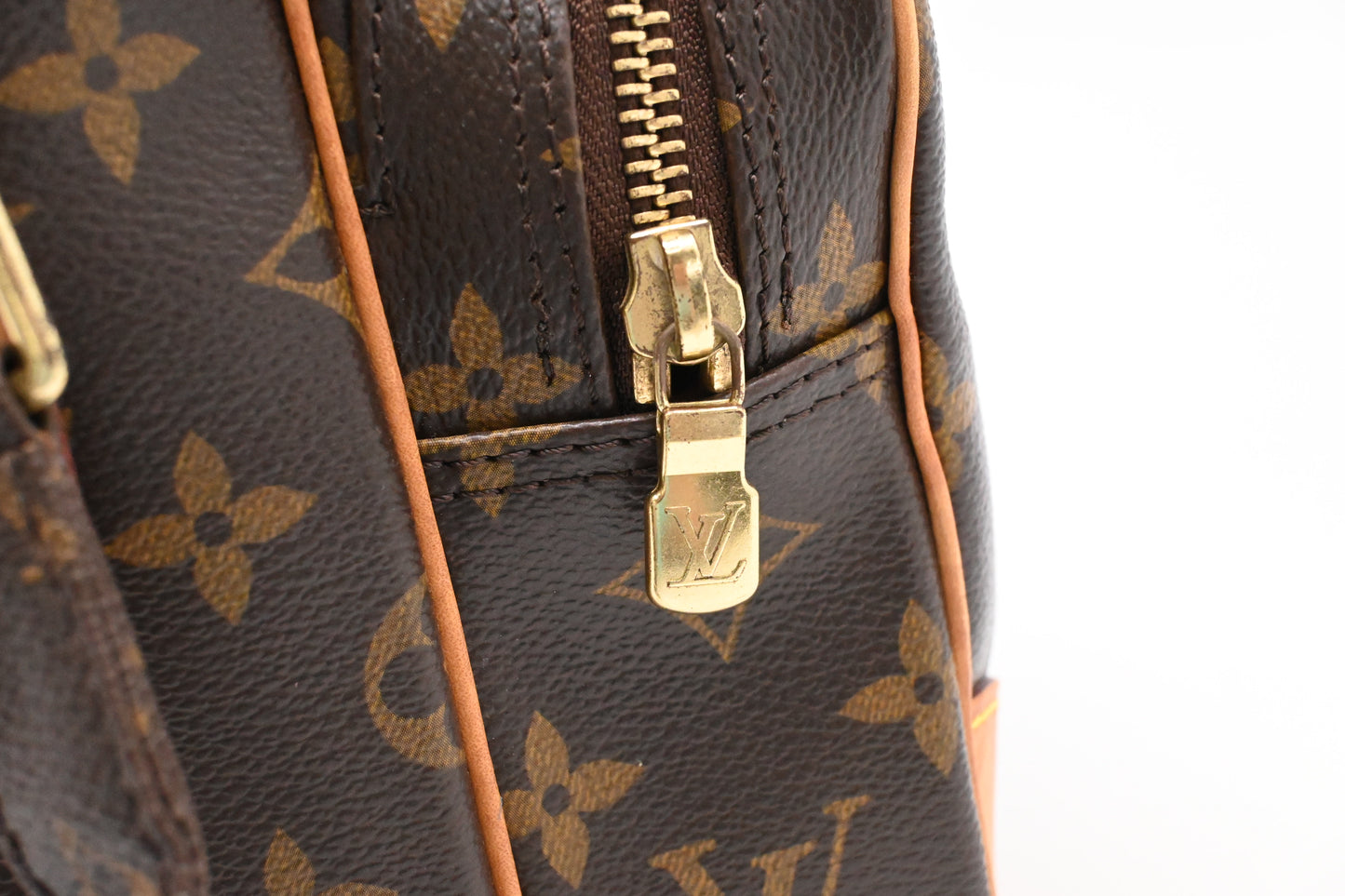 Louis Vuitton Nile in Monogram Canvas