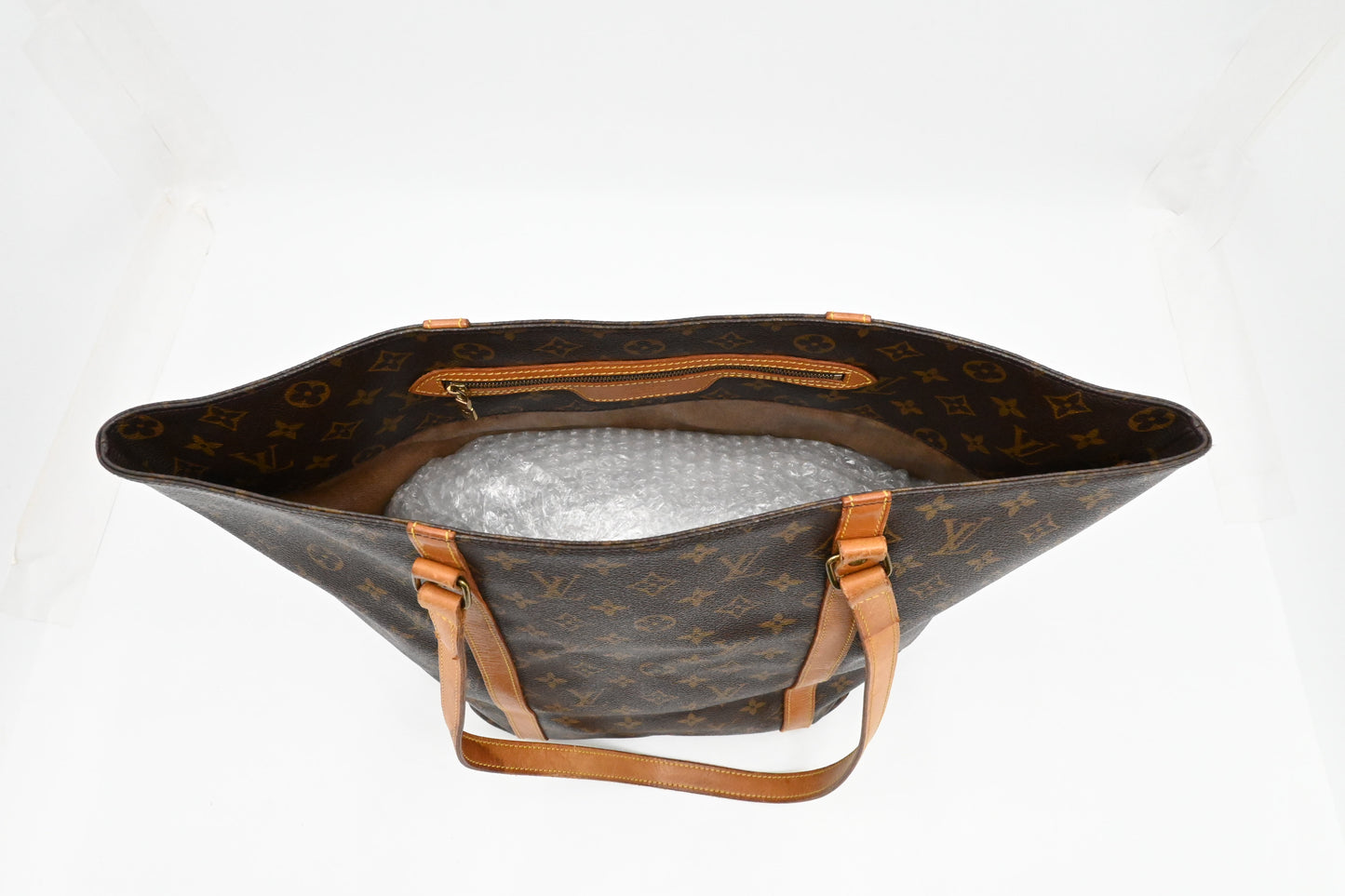 Louis Vuitton Sac Shopping in Monogram Canvas