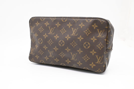 Louis Vuitton Trousse Toilette 28 in Monogram Canvas