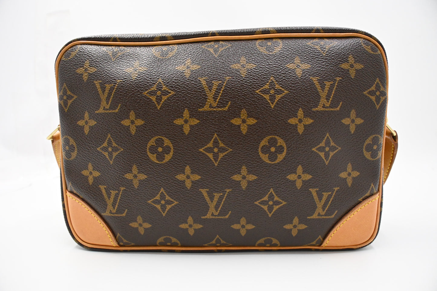 Louis Vuitton Trocadero in Monogram Canvas