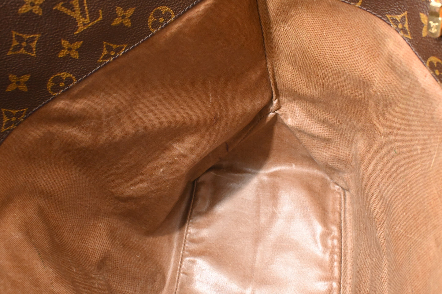 Louis Vuitton Sac Shopping in Monogram Canvas