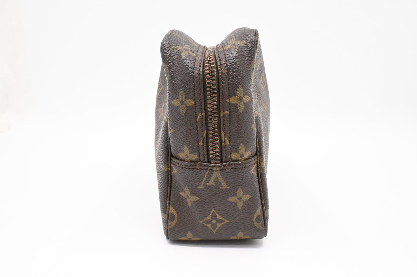 Louis Vuitton Trousse Toilette 28 in Monogram Canvas