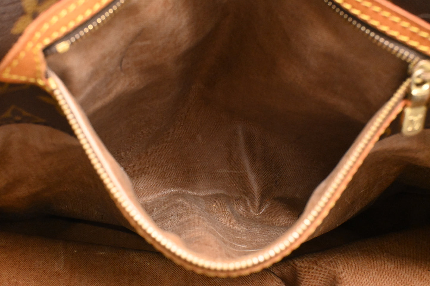 Louis Vuitton Sac Shopping in Monogram Canvas