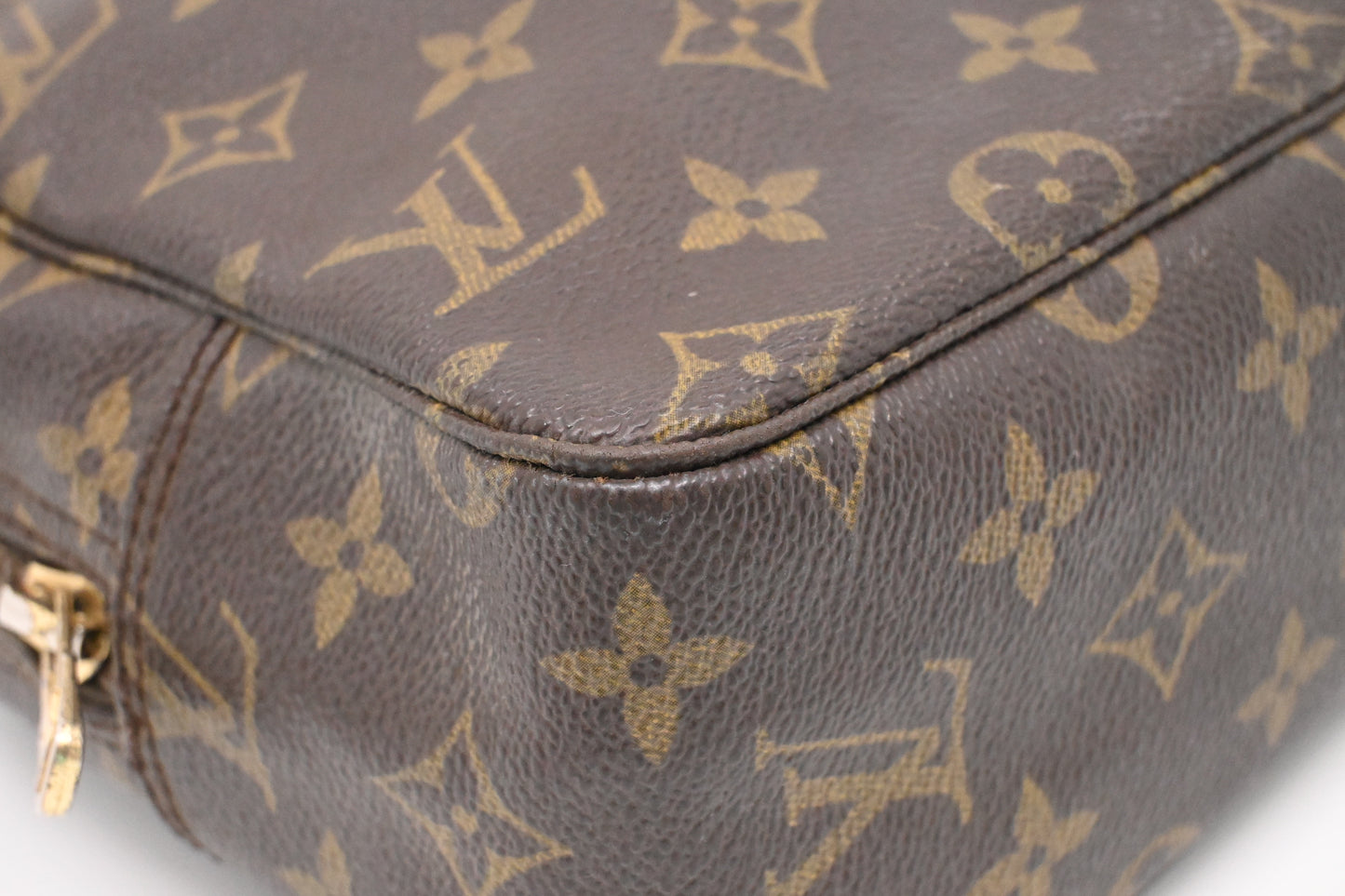 Louis Vuitton Trousse Toilette 28 in Monogram Canvas