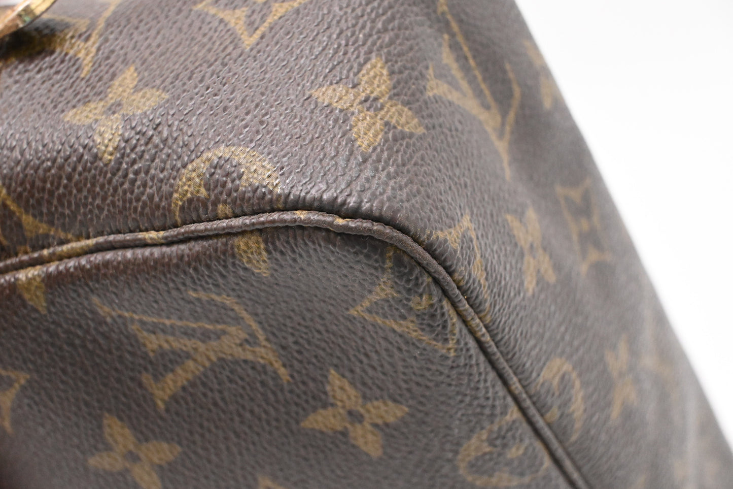 Louis Vuitton Trousse Toilette 28 in Monogram Canvas