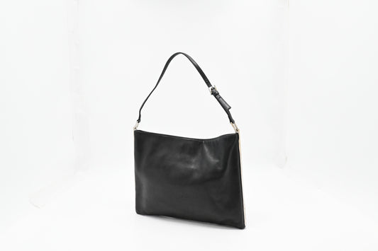 Fendi Shoulder Pochette in Black Leather