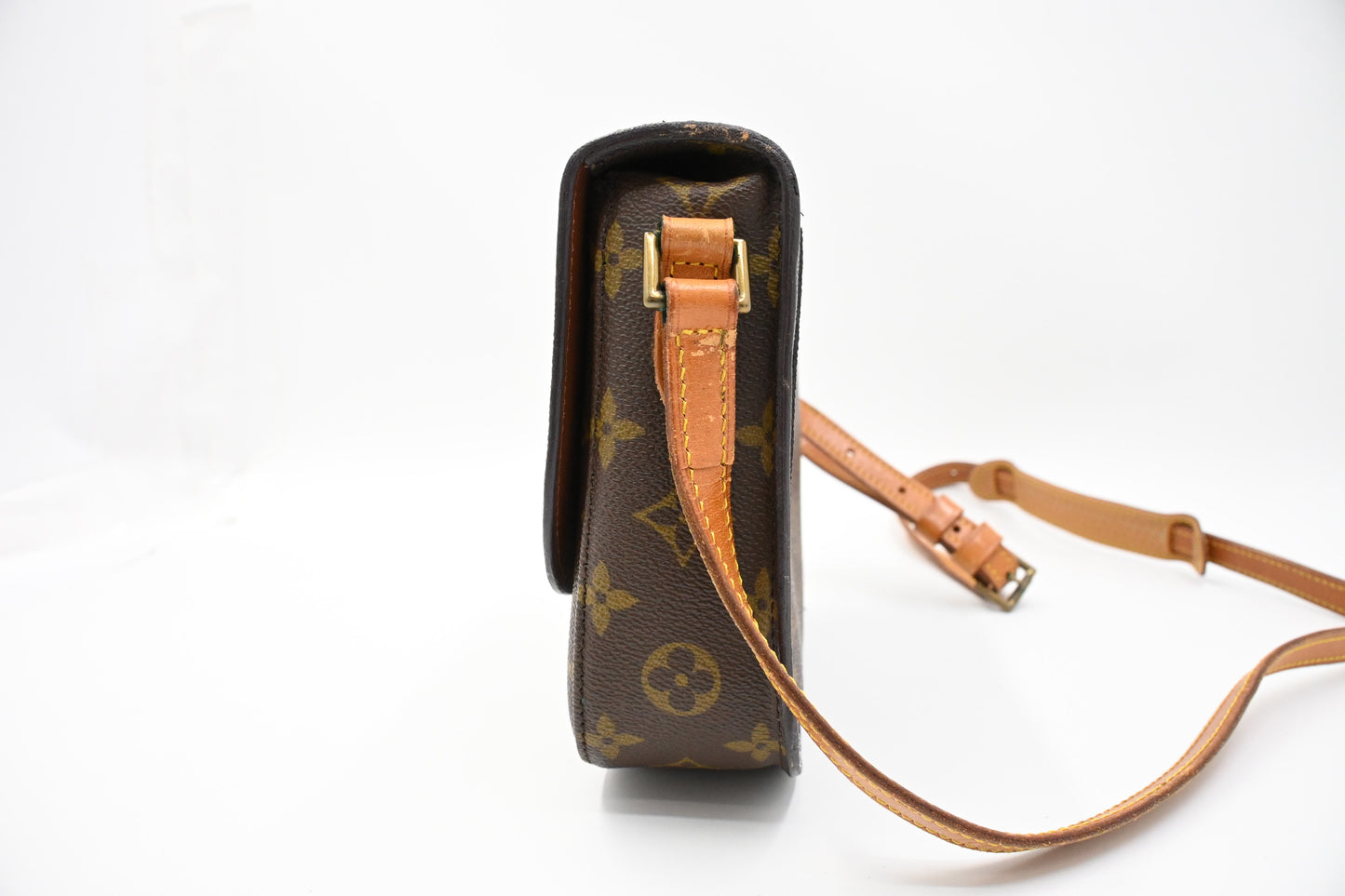 Louis Vuitton Saint Cloud MM in Monogram Canvas