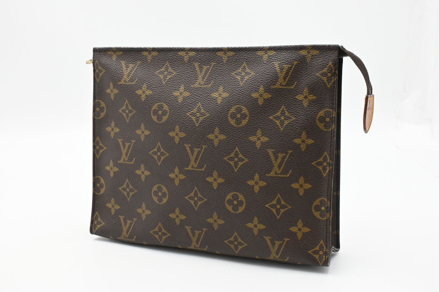 Louis Vuitton Toiletry 26 in Monogram Canvas