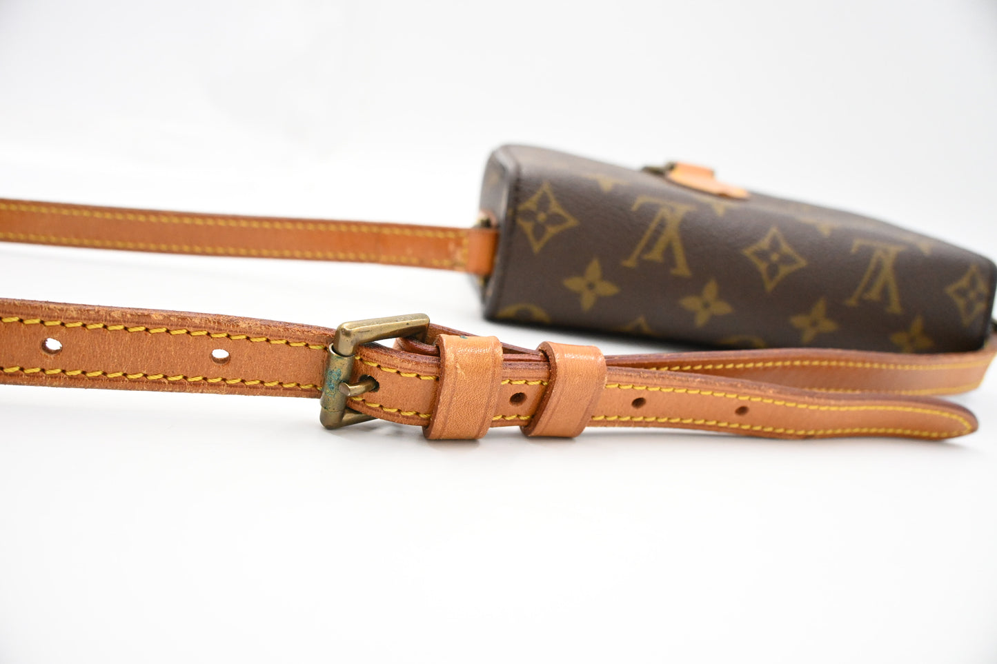 Louis Vuitton Saint Cloud MM in Monogram Canvas