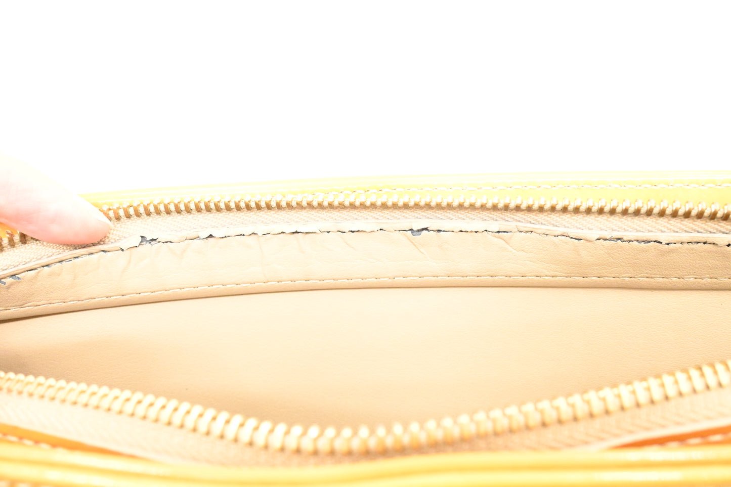 Louis Vuitton Houston in Yellow Vernis Leather