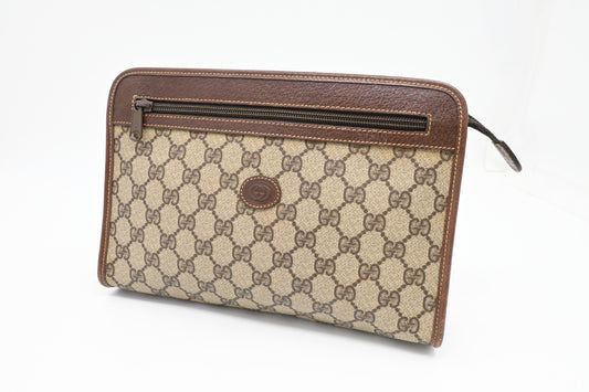 Gucci Pouch in GG Supreme Canvas