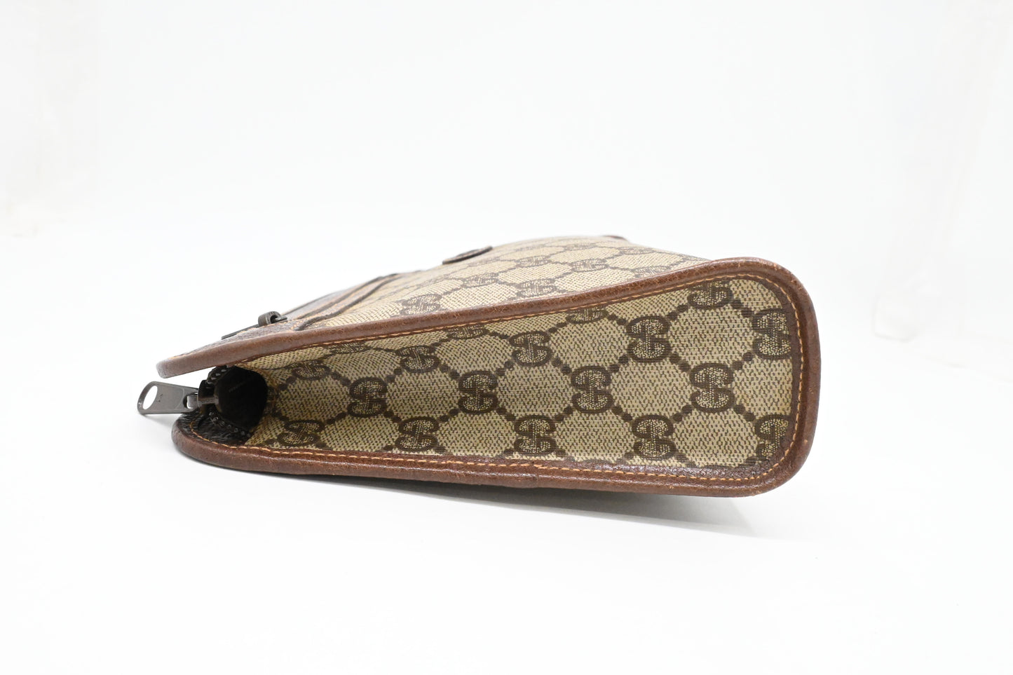 Gucci Pouch in GG Supreme Canvas
