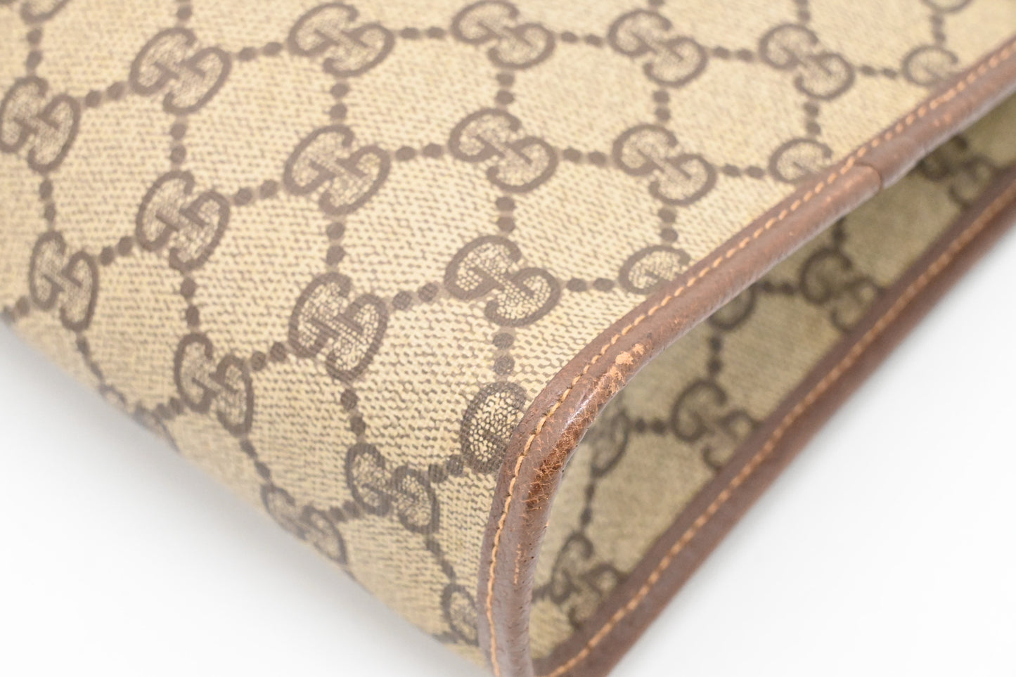 Gucci Pouch in GG Supreme Canvas