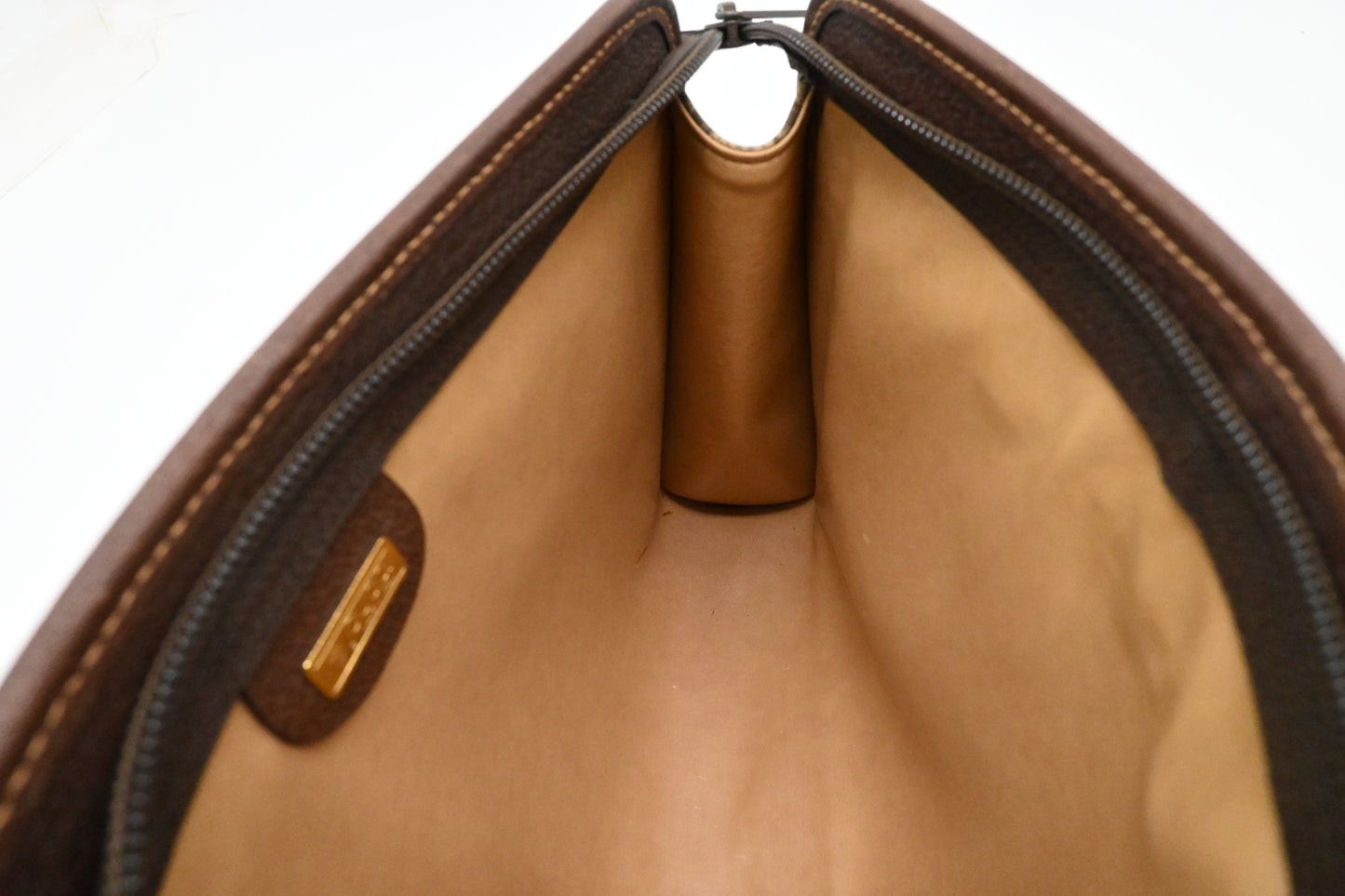 Gucci Pouch in GG Supreme Canvas