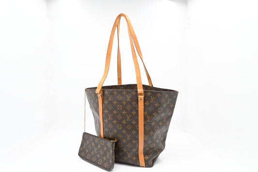 Louis Vuitton Sac Shopping in Monogram Canvas