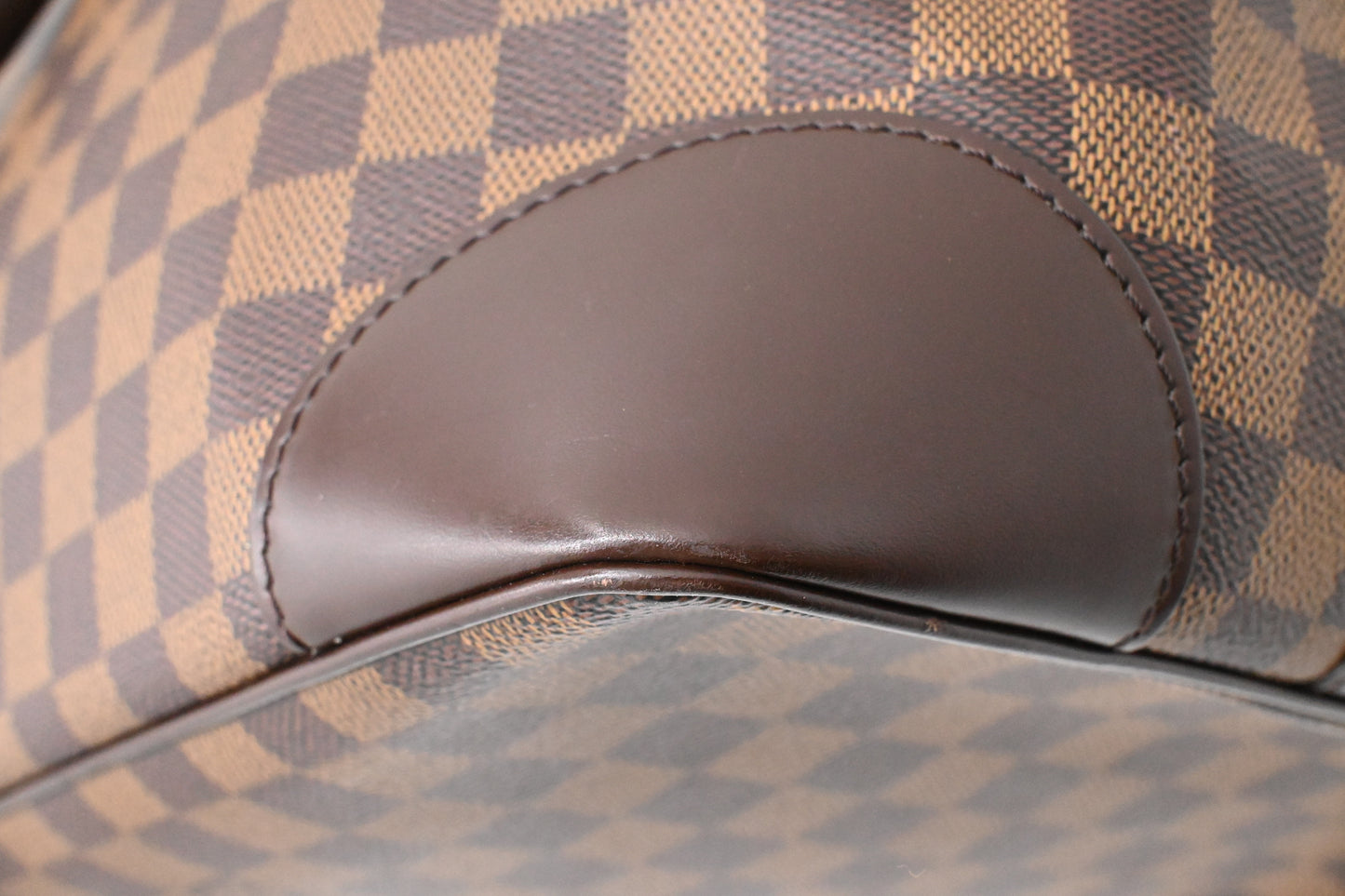 Louis Vuitton Vaslav in Damier Ebene Canvas