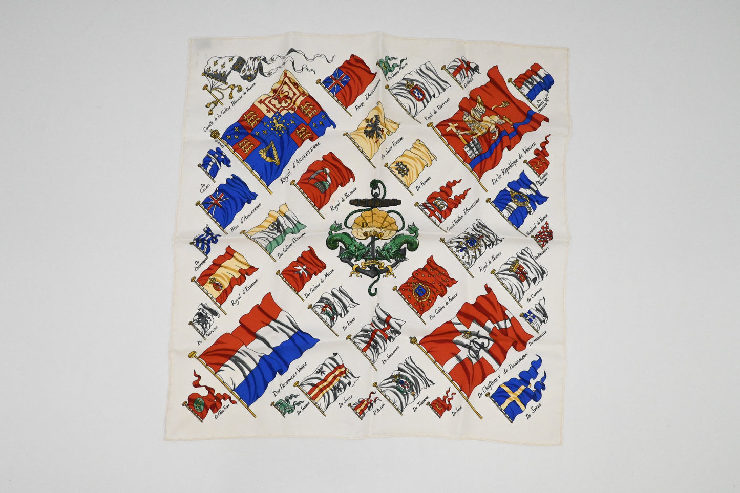 Hermes 'Pavois' Gavroche in Cream Silk