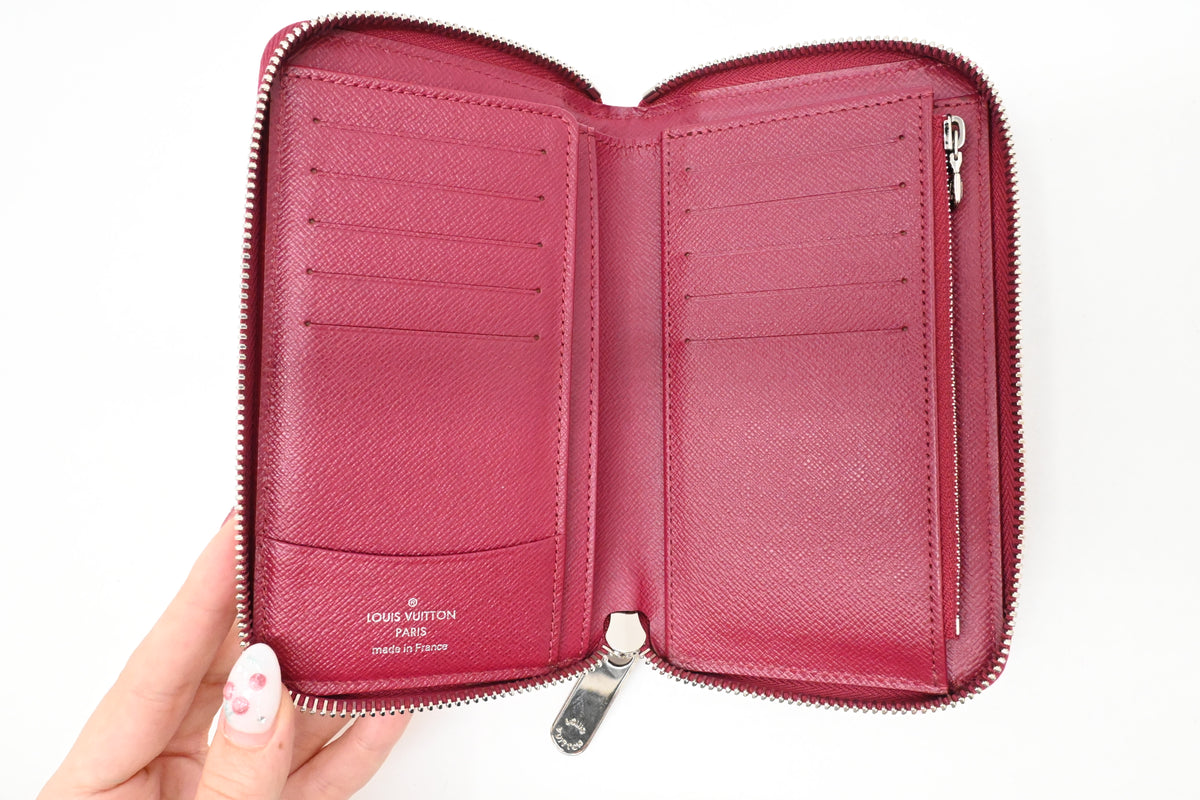 Louis Vuitton Zippy Compact Wallet in Burgundy Epi Leather