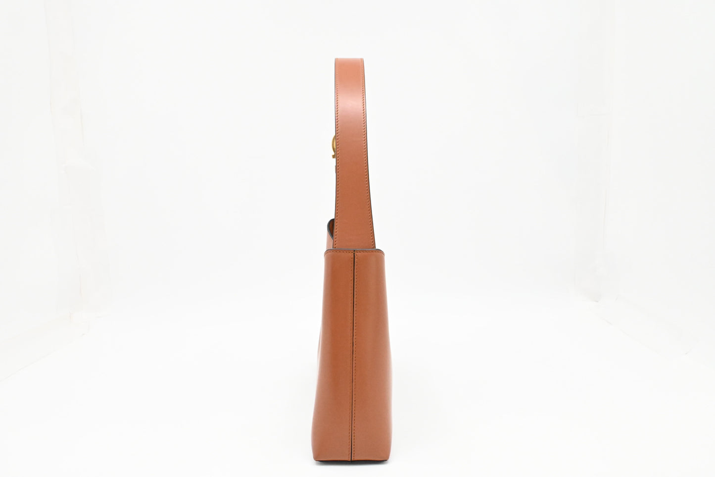 Ferragamo Shoulder Bag in Brown Leather