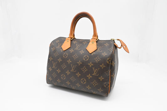 Louis Vuitton Speedy 25 in Monogram Canvas