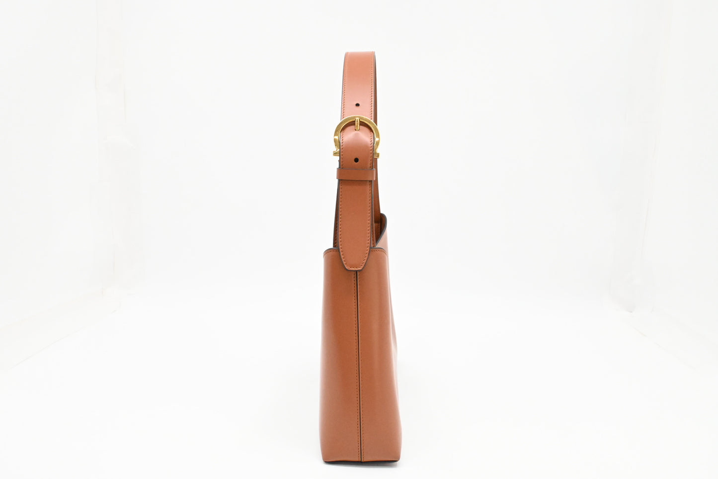 Ferragamo Shoulder Bag in Brown Leather