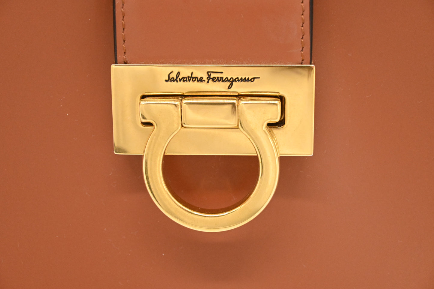 Ferragamo Shoulder Bag in Brown Leather