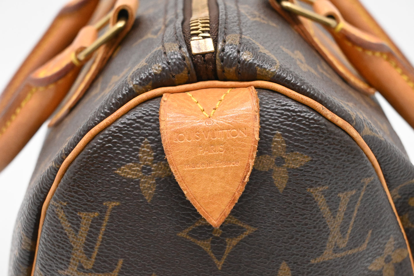Louis Vuitton Speedy 25 in Monogram Canvas