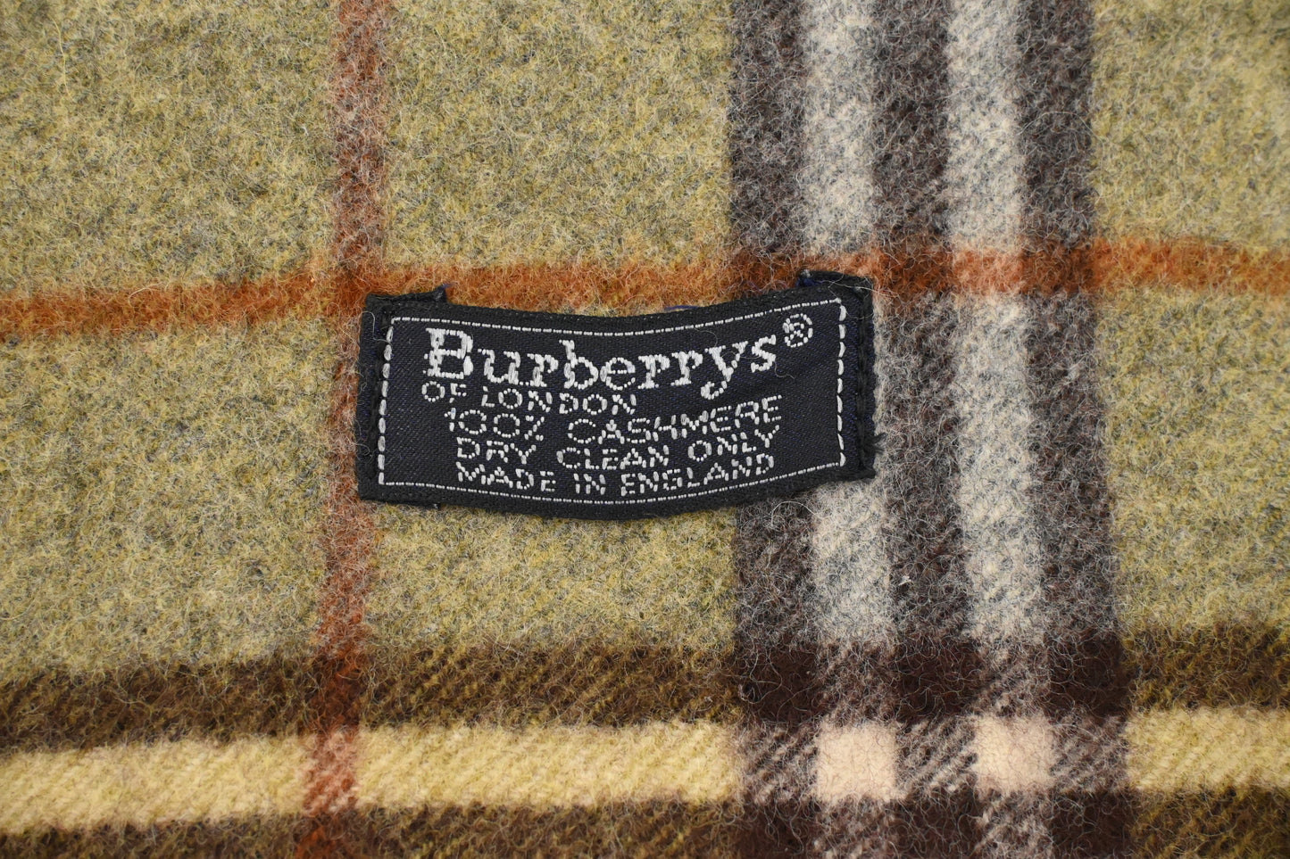 Burberry Scarf in Green Checked Cashmere