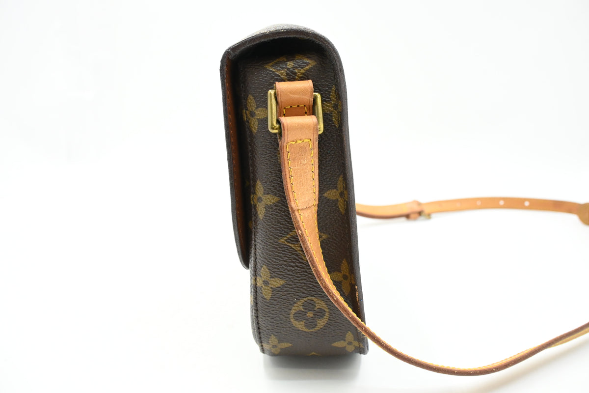 Louis Vuitton Saint Cloud MM in Monogram Canvas