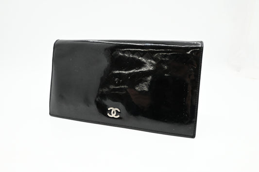 Chanel Long Wallet in Black Patent Leather