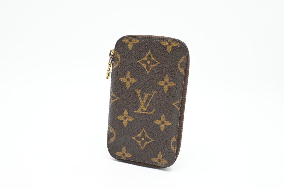 Louis Vuitton 6 Key Case in Monogram Canvas