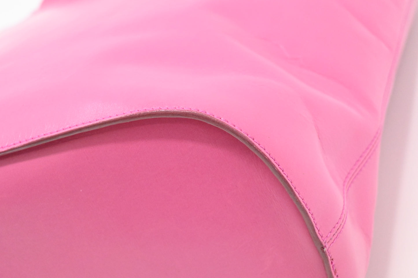 Celine Shoulder Bag in Pink Leather