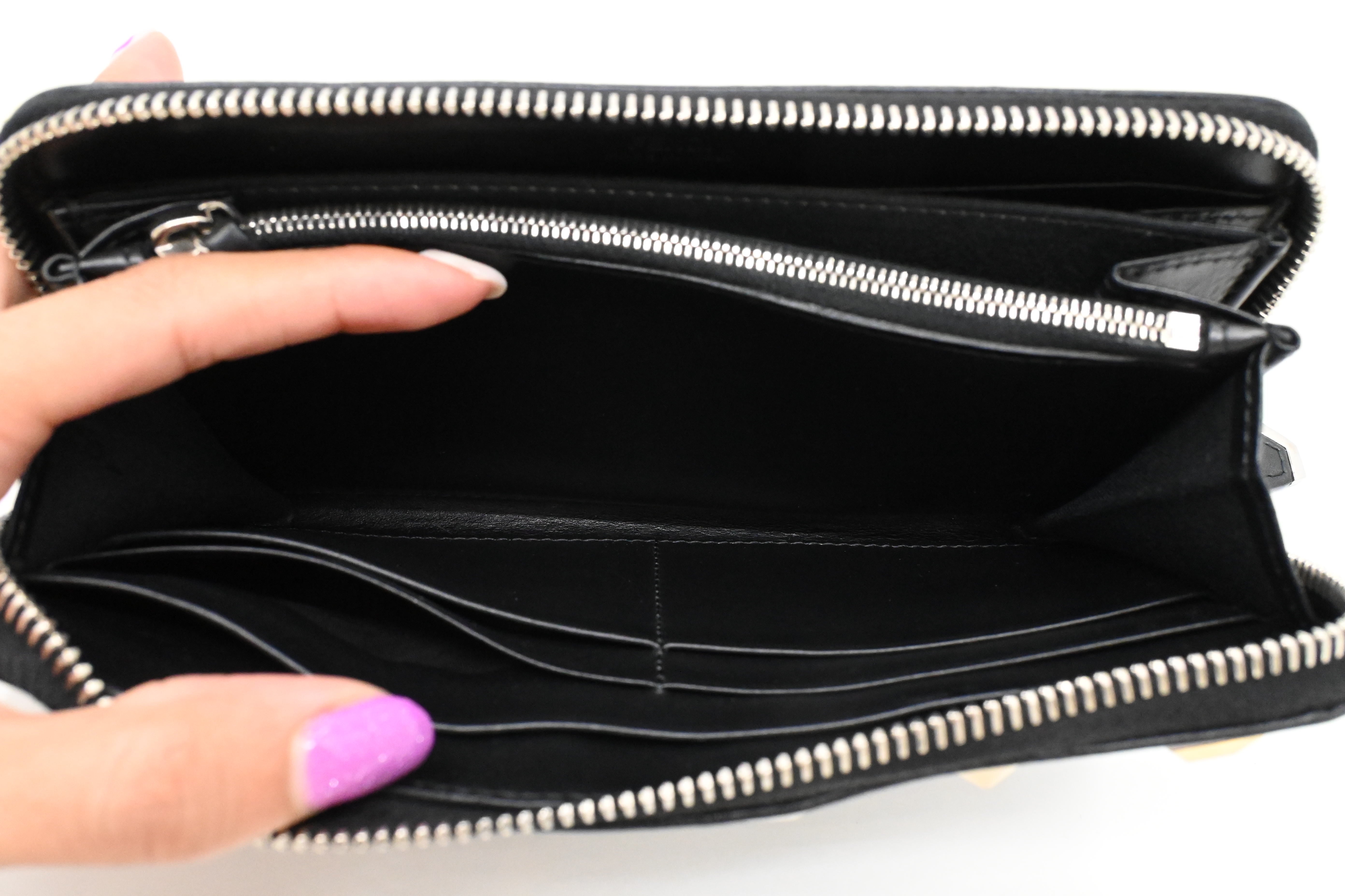 Fendi Long Studded Wallet in Black Leather – Weekly Lux Drop