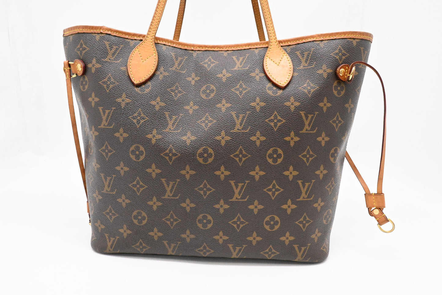 Louis Vuitton Neverfull MM in Monogram Canvas