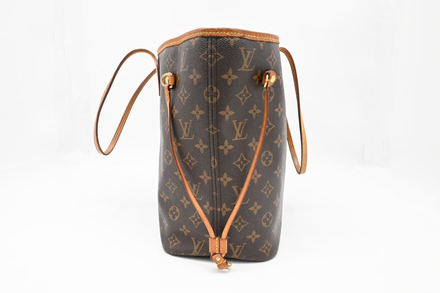Louis Vuitton Neverfull MM in Monogram Canvas