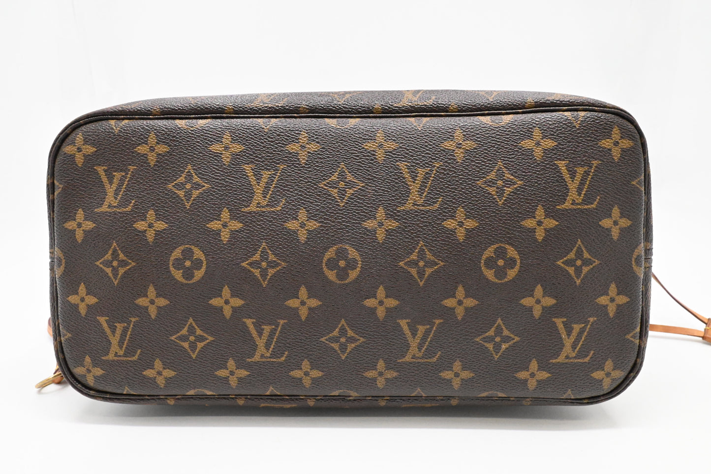 Louis Vuitton Neverfull MM in Monogram Canvas