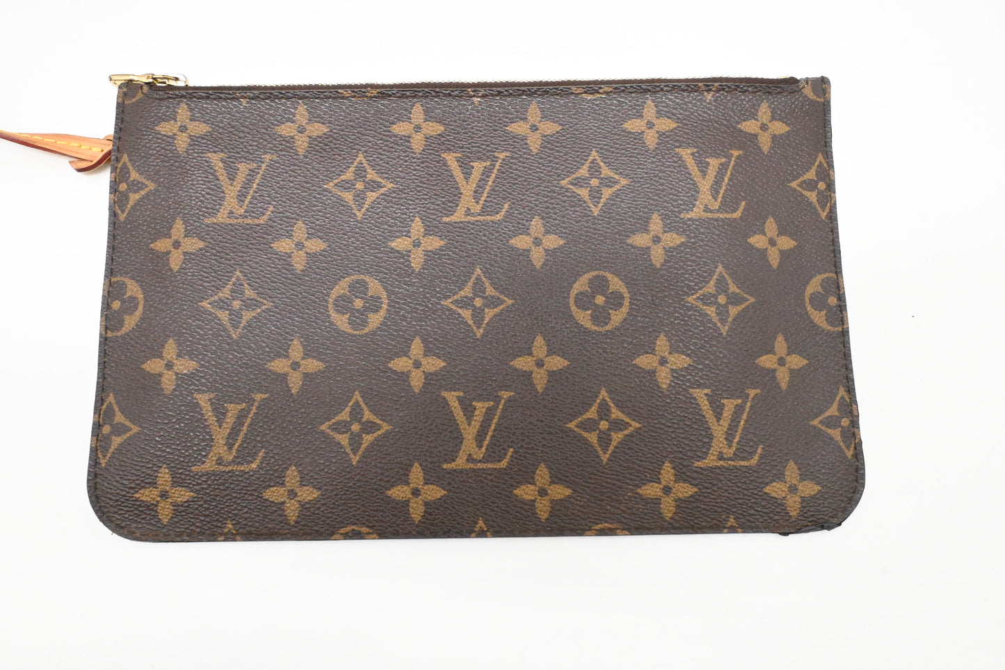 Louis Vuitton Neverfull MM in Monogram Canvas