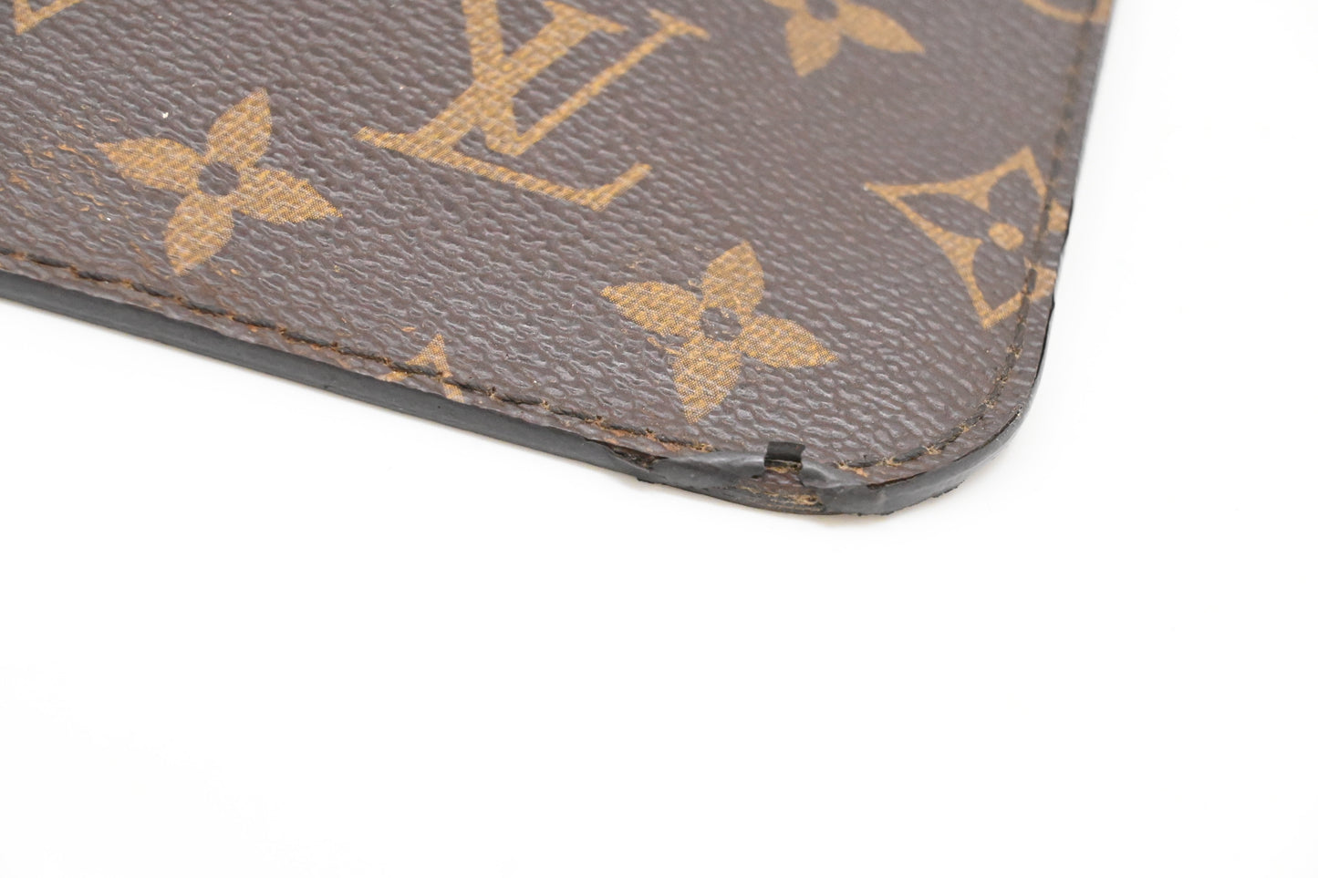 Louis Vuitton Neverfull MM in Monogram Canvas