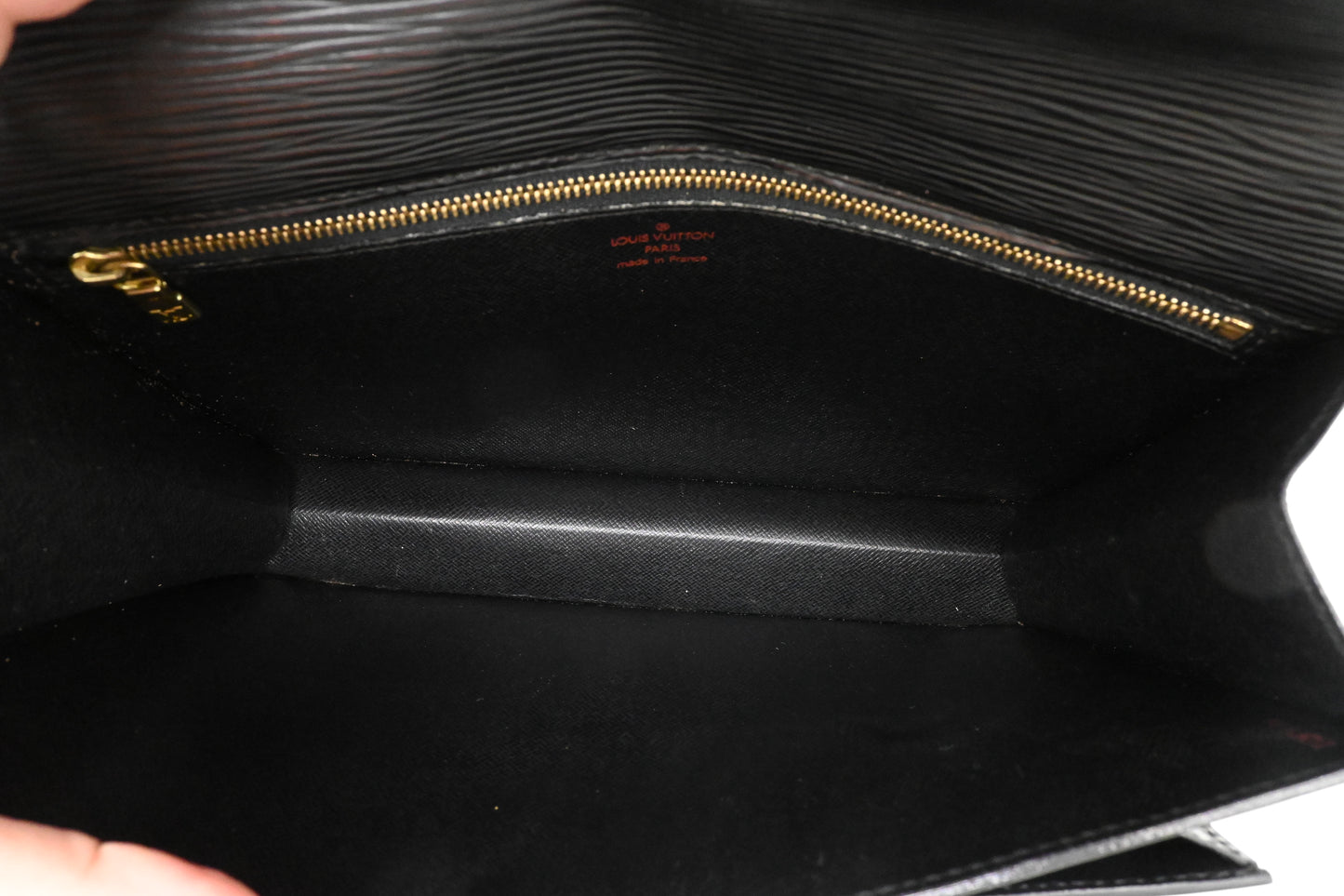 Louis Vuitton Sellier Dragonne in Black Epi Leather