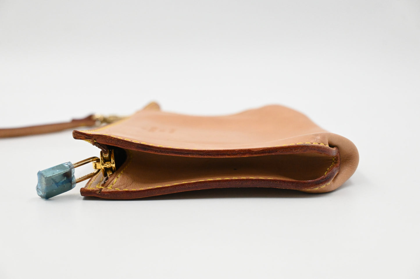 Louis Vuitton Cabas Cruiser in Ambre PVC