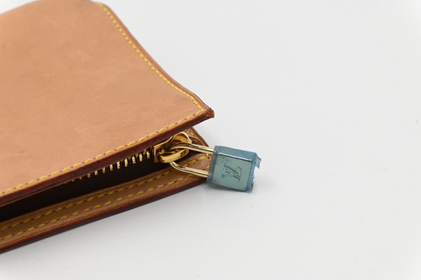 Louis Vuitton Cabas Cruiser in Ambre PVC