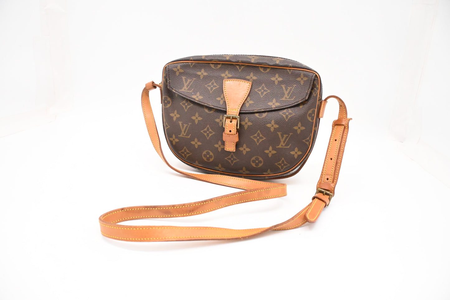 Louis Vuitton Jeune Fille in Monogram Canvas