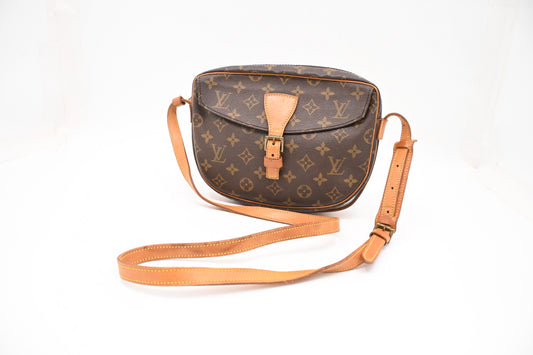Louis Vuitton Jeune Fille in Monogram Canvas