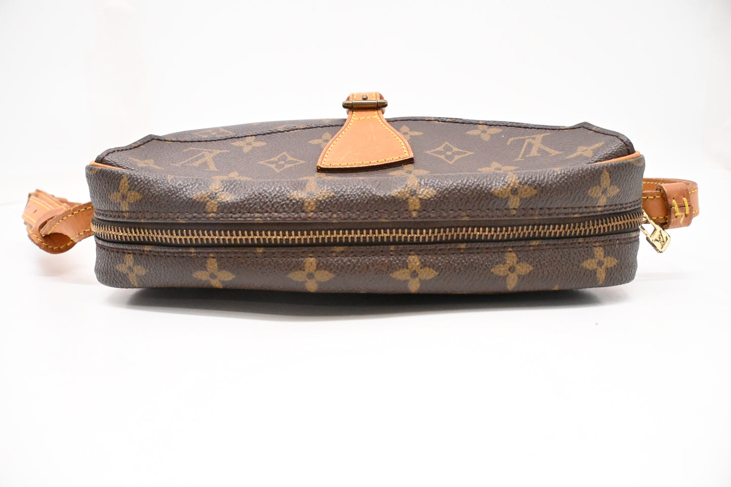 Louis Vuitton Jeune Fille in Monogram Canvas