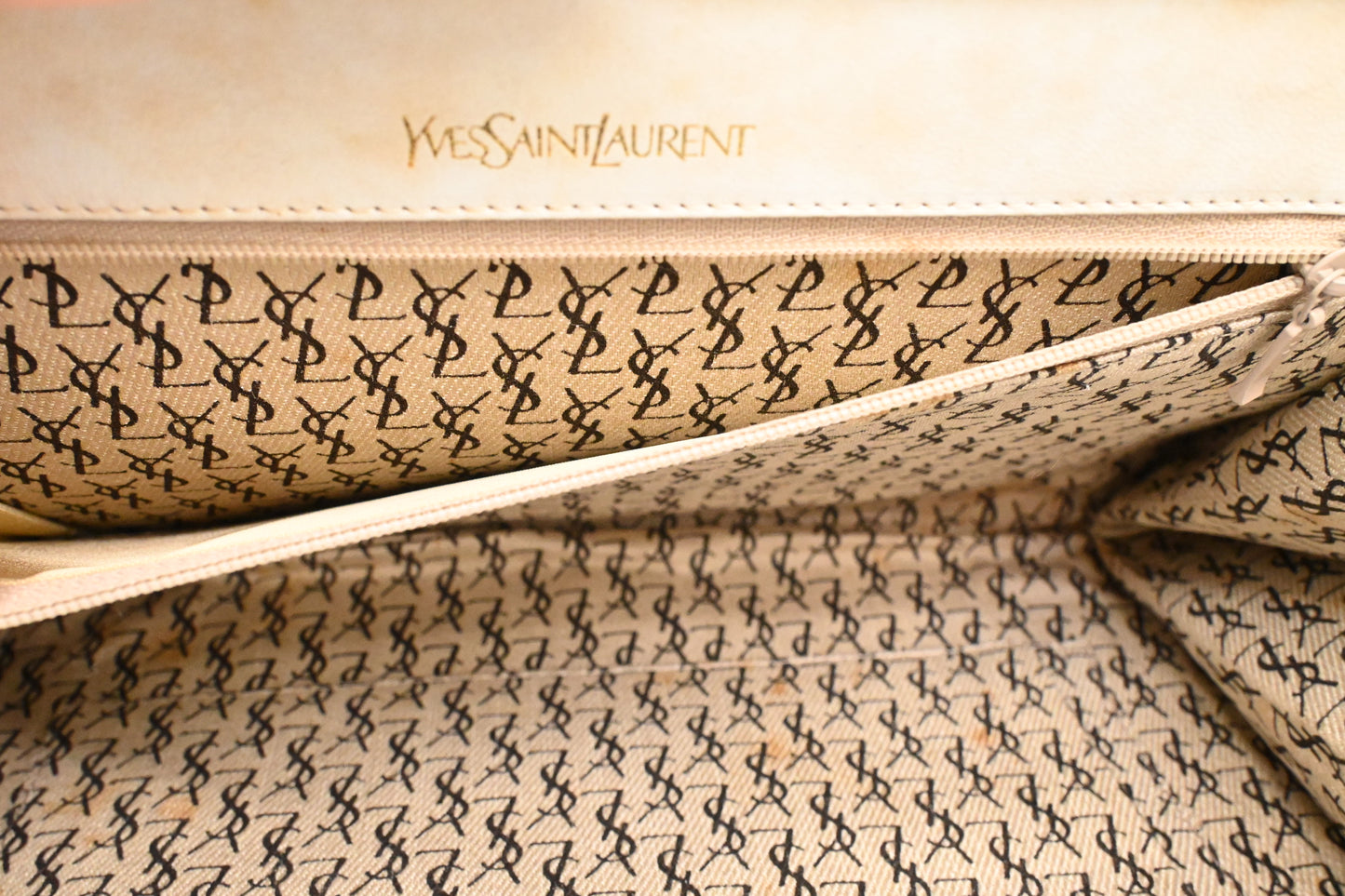 YSL Saint Laurent Clutch in White Chevron Leather