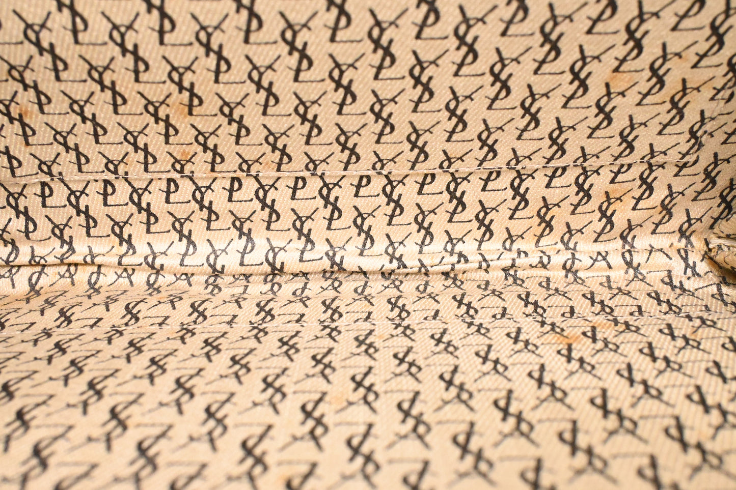 YSL Saint Laurent Clutch in White Chevron Leather