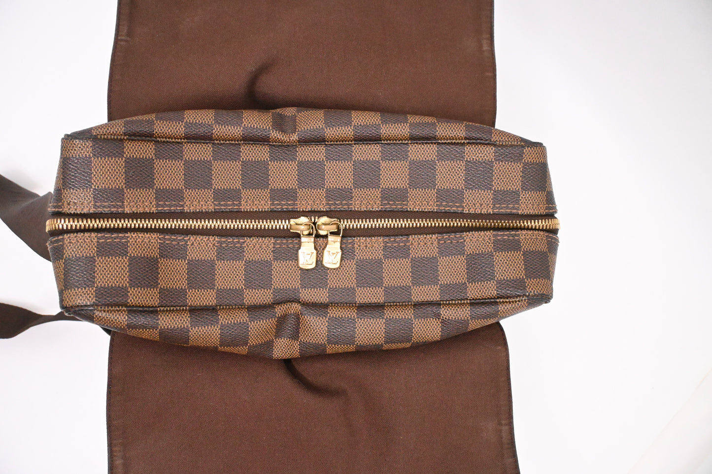 Louis Vuitton Naviglio in Damier Ebene Canvas